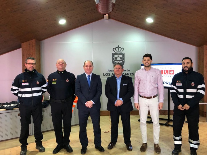 Formación y uniformidad para Protección Civil de Los Alcázares